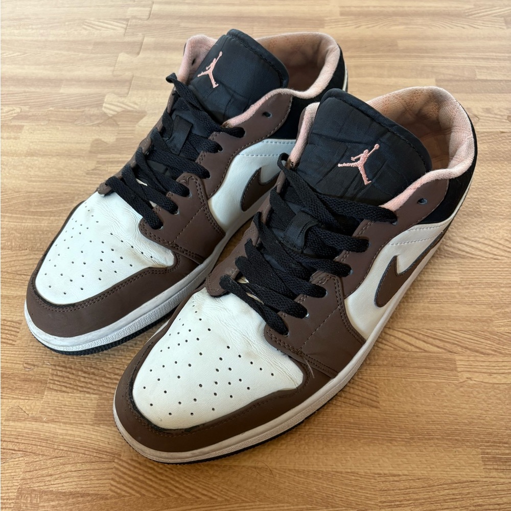 Nike Air Jordan 1 Low Mocha Black White Shoes Brown VNDS Size 8.5 Mens Sneakers - Picture 13 of 14